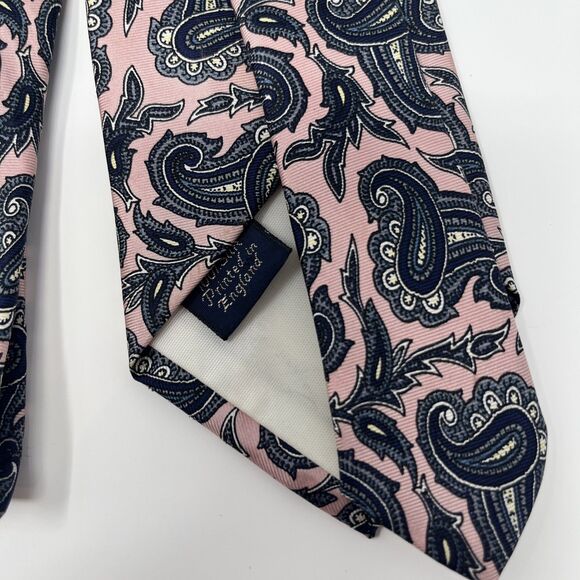 Jarrod’s Tie, 100% Silk, Made By Hand, Printed In England, Pink & Navy Paisley - Picture 5 of 14